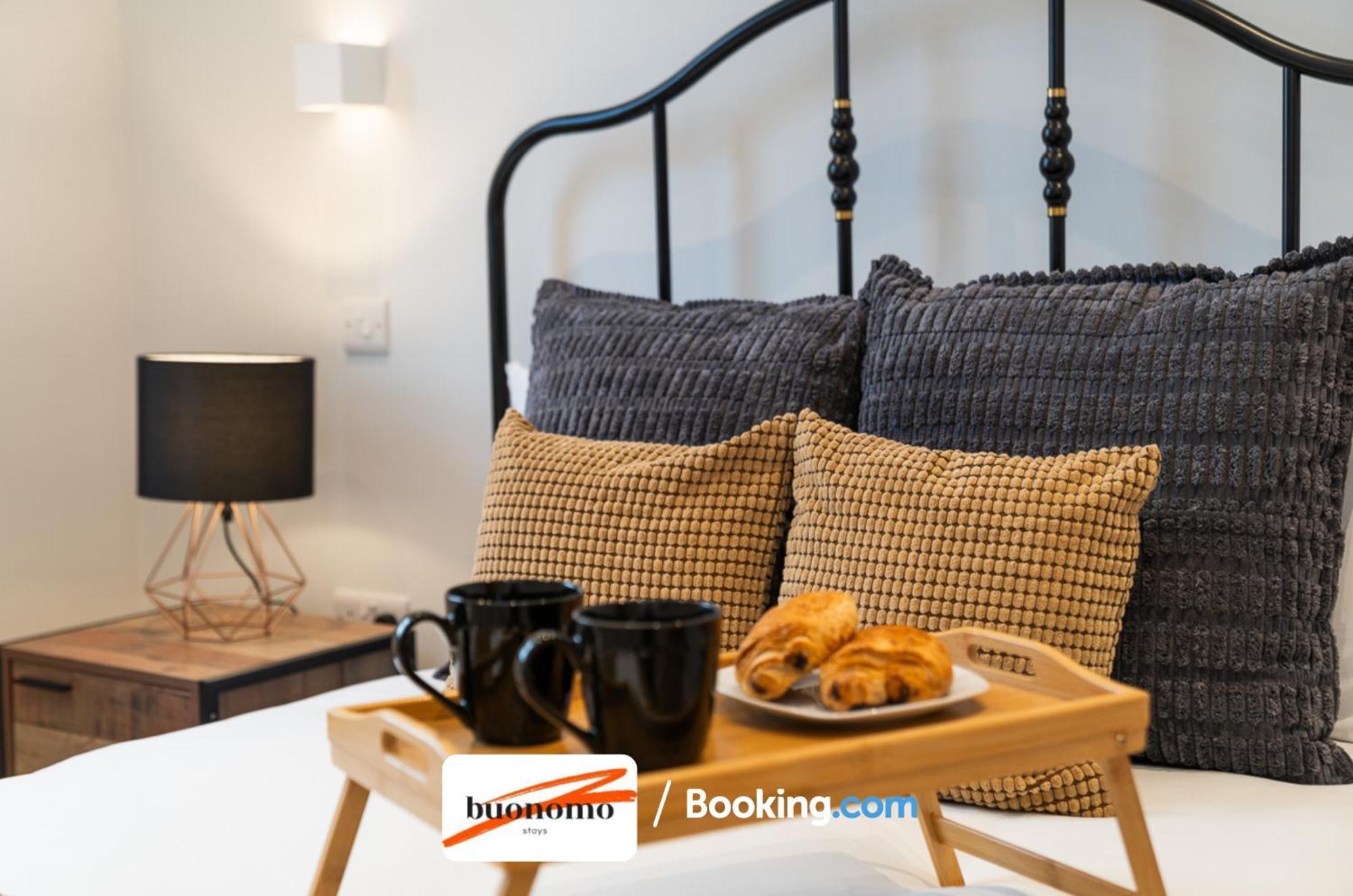 Two Bedroom Apartment At Buonomo Stays Short Lets & Serviced Accommodation Close To Wimbledon Tennis Courts Лондон Екстер'єр фото